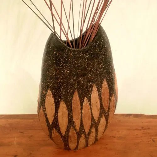 Black Scallop Top Vase - Frantic Fern | DebSoChic